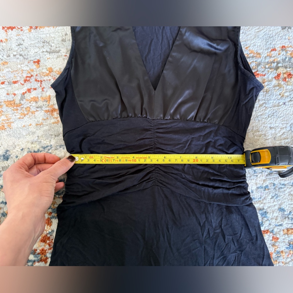 The Limited Black V-Neck Sleeveless Office Blouse XS - Picture 7 of 10